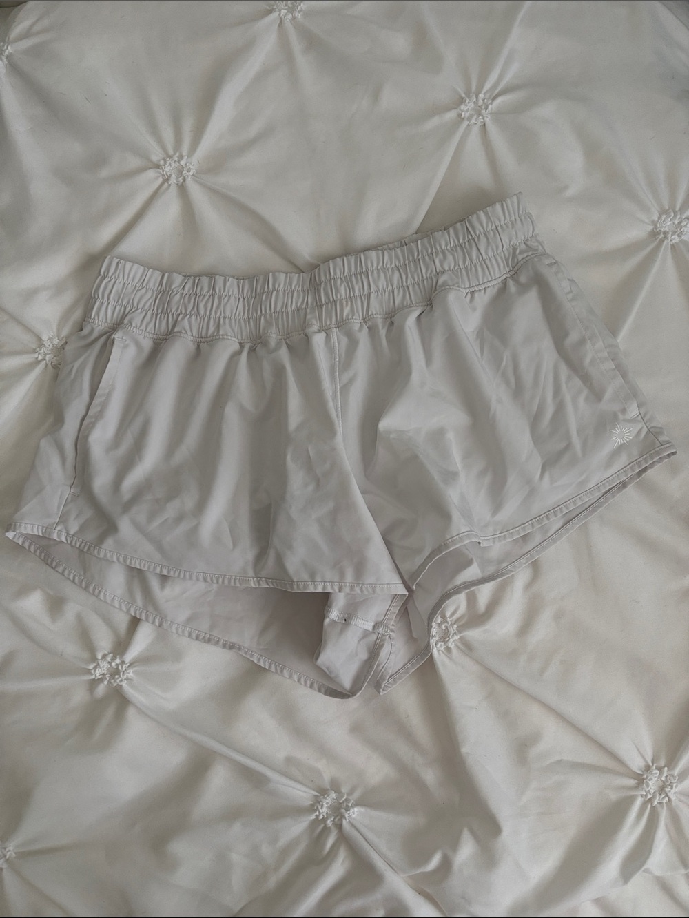AERIE Offline White Running Shorts (NEW Without Tags!)